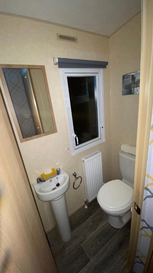 Sandylands Holiday Home Stevenston Exterior photo